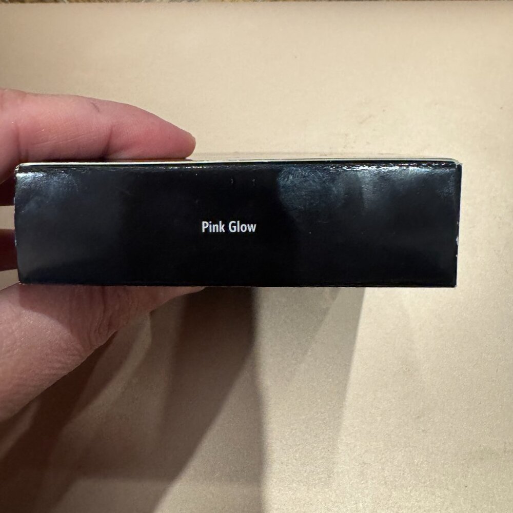 BOBBI BROWN Highlighting Powder - Shade: Pink Glow Authentic NIB - Picture 4 of 5